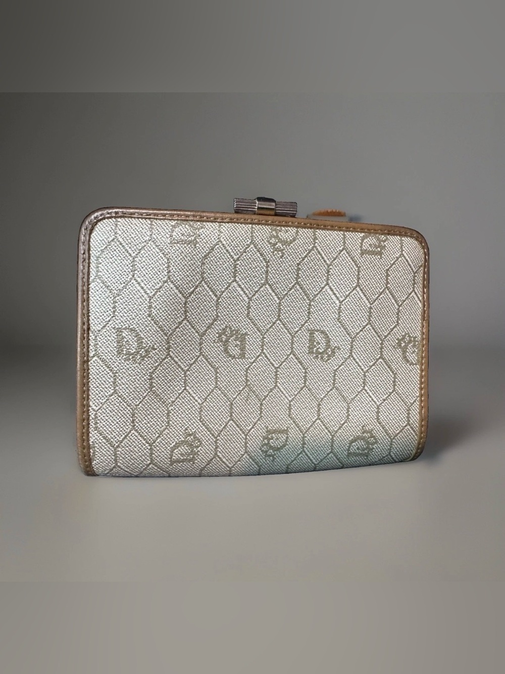 Christian Dior honeycomb kiss-lock coin Purse/Clutch Vintage
